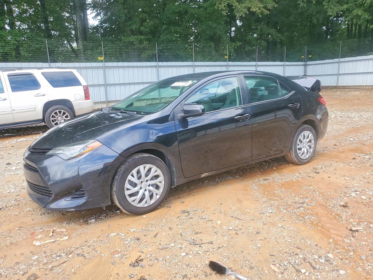 5YFBURHE7JP853715 · 2018 TOYOTA COROLLA