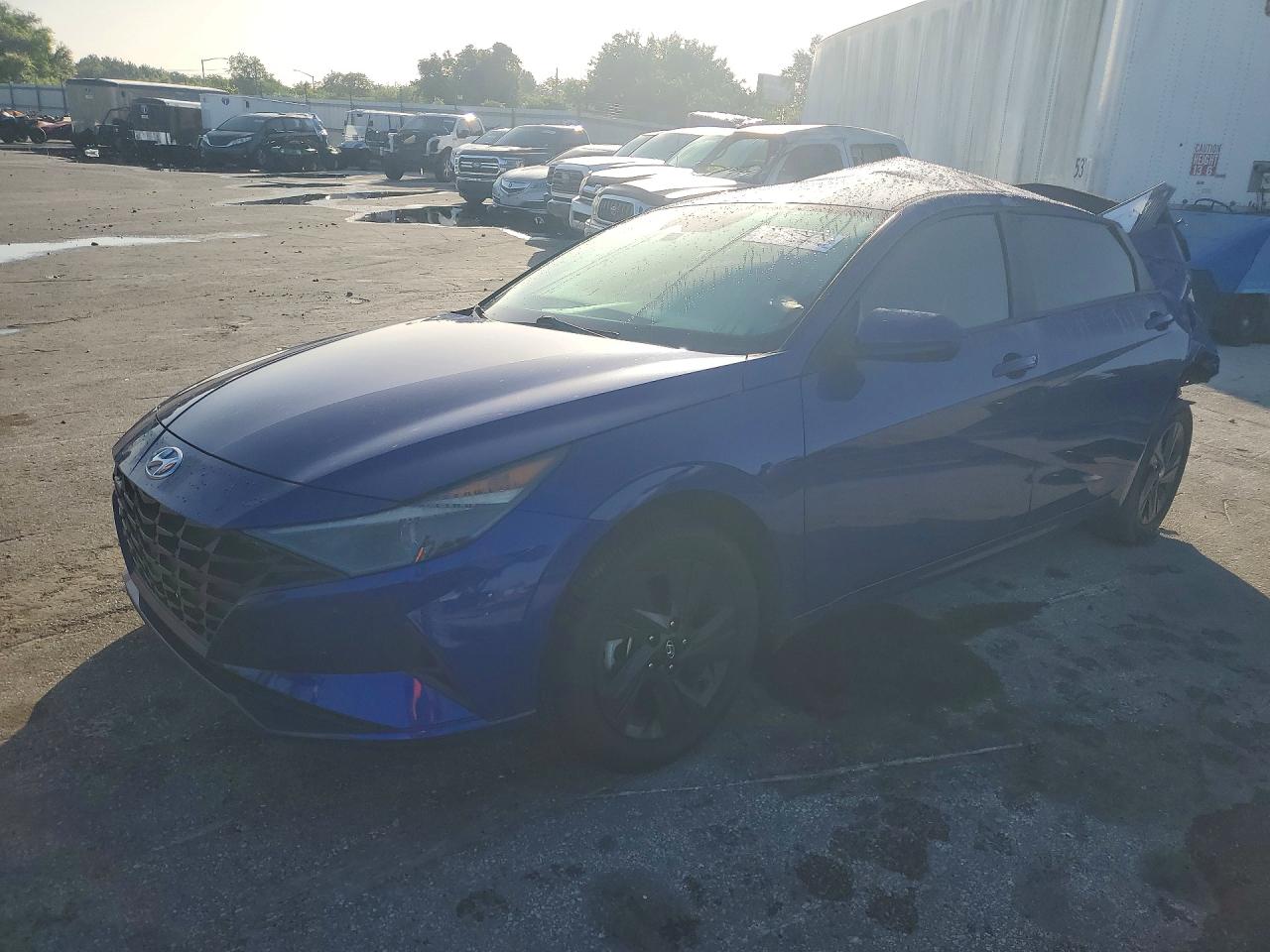KMHLM4AG3NU284398 · 2022 HYUNDAI ELANTRA