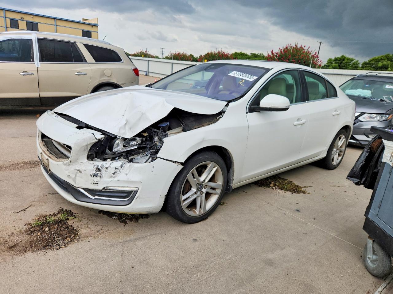 YV1612FS1E2277550 · 2014 VOLVO S60