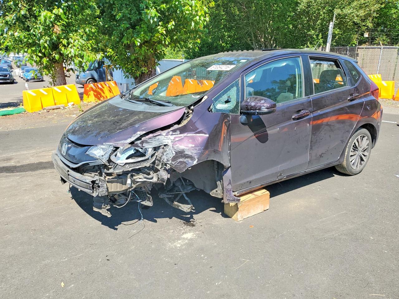 3HGGK5H87FM775824 · 2015 HONDA FIT