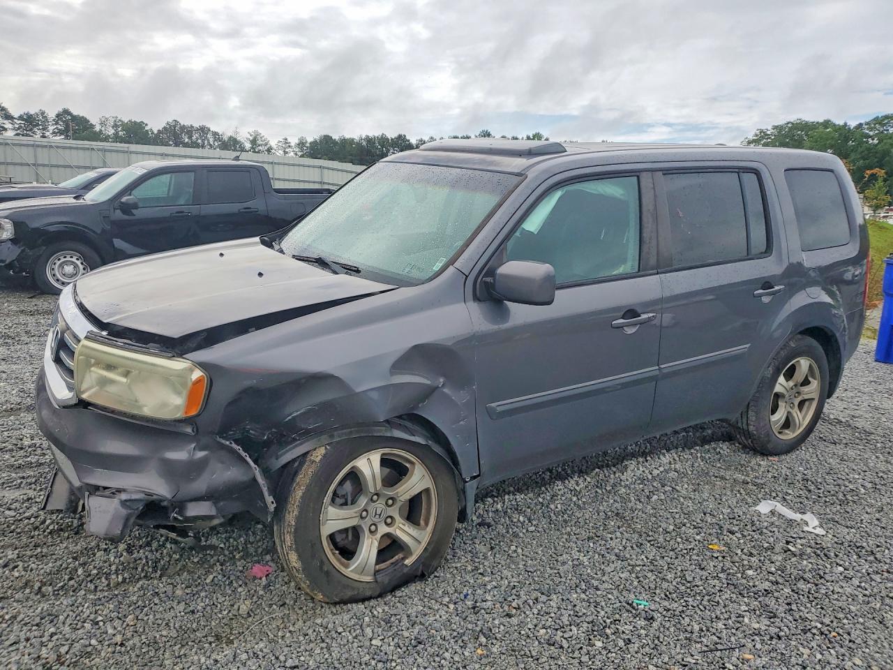 5FNYF3H5XEB025385 · 2014 HONDA PILOT