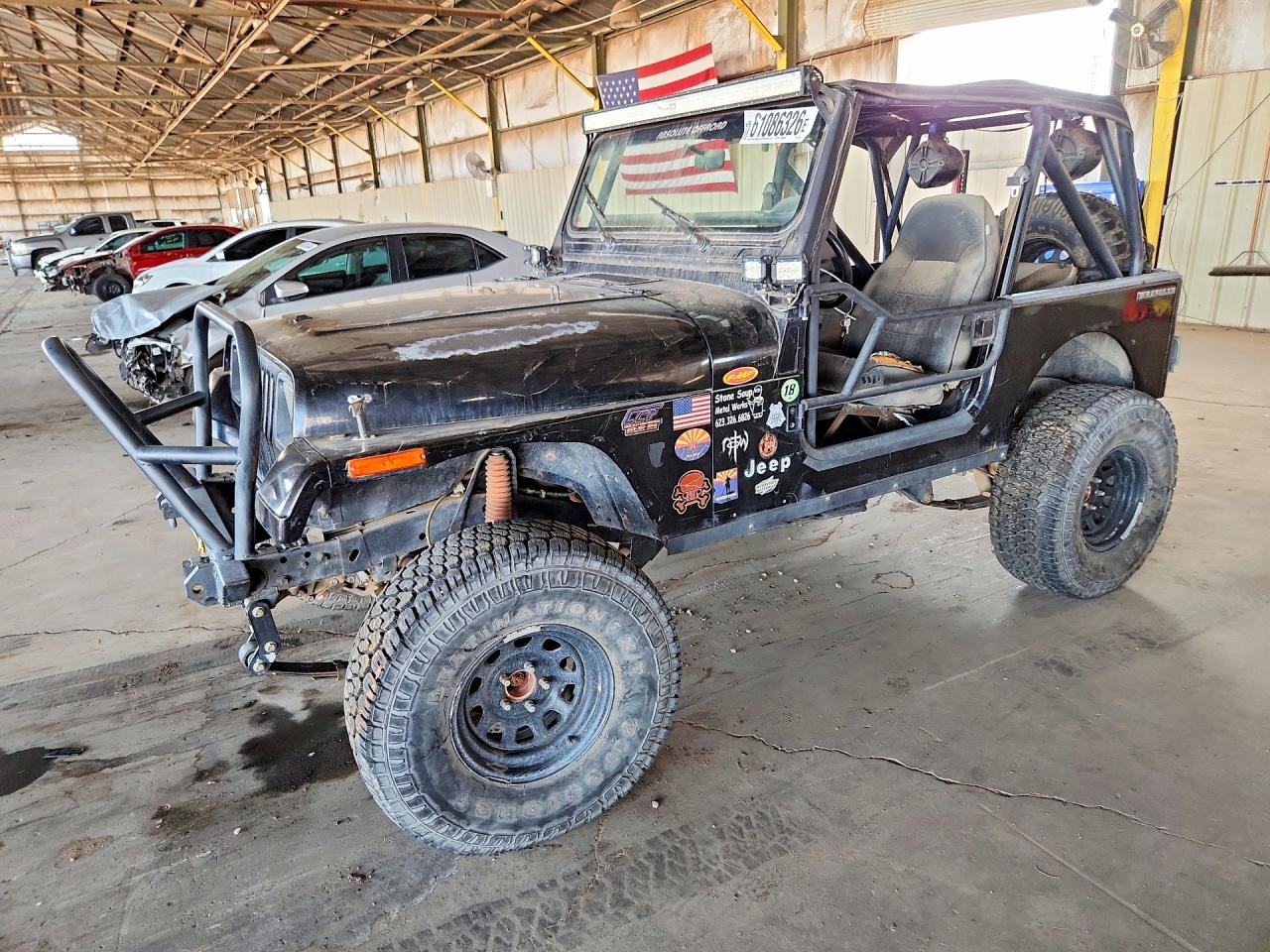 2J4FY19EXLJ530275 · 1990 JEEP WRANGLER / YJ
