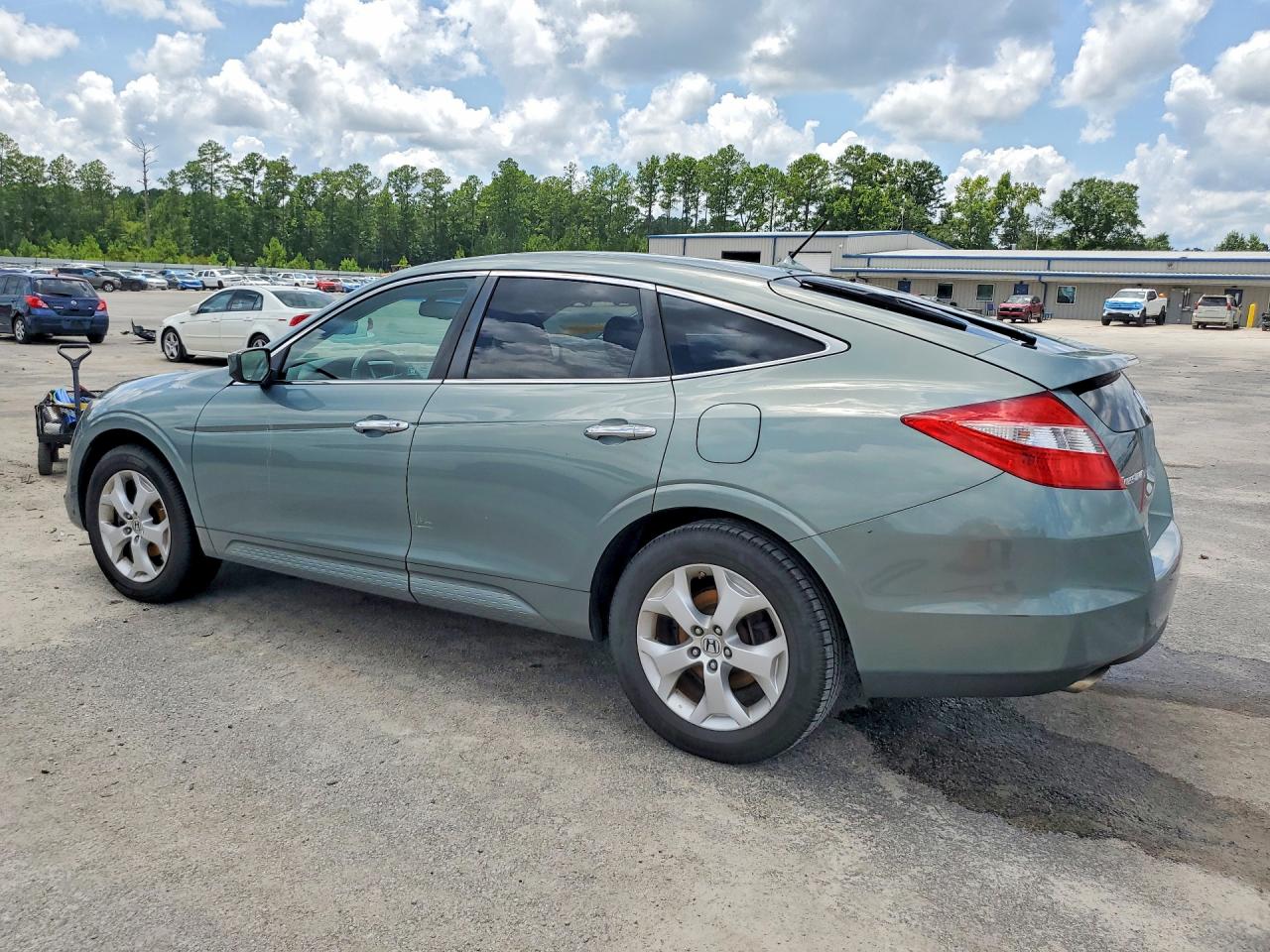 5J6TF2H58CL004060 · 2012 HONDA CROSSTOUR · 2/13