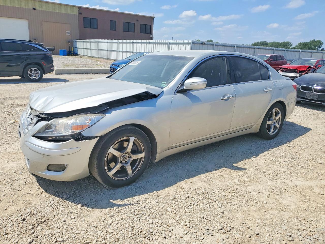 KMHGC4DE0BU139362 · 2011 HYUNDAI GENESIS