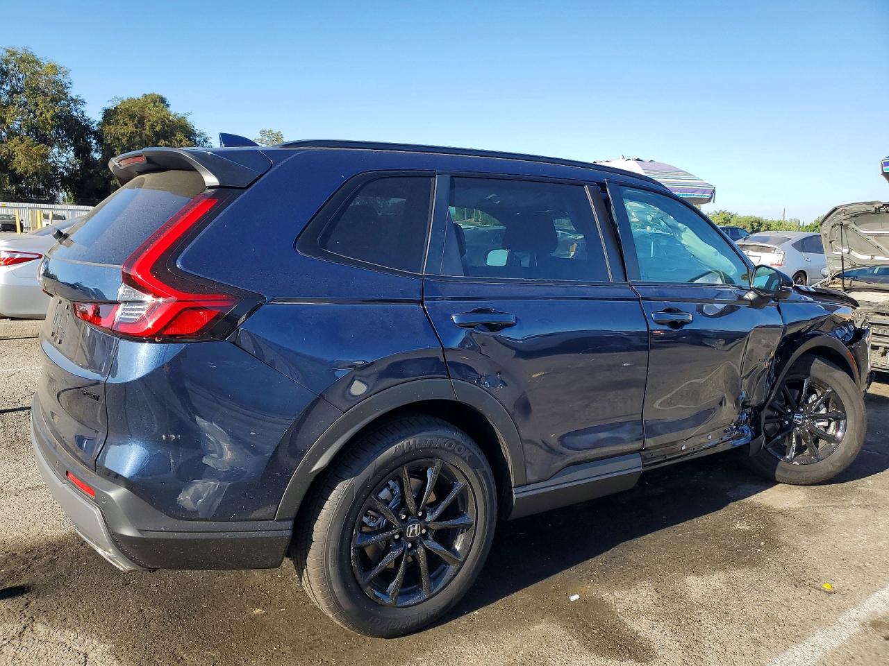 7FARS6H81TE095385 · 2026 HONDA CR-V · 3/13