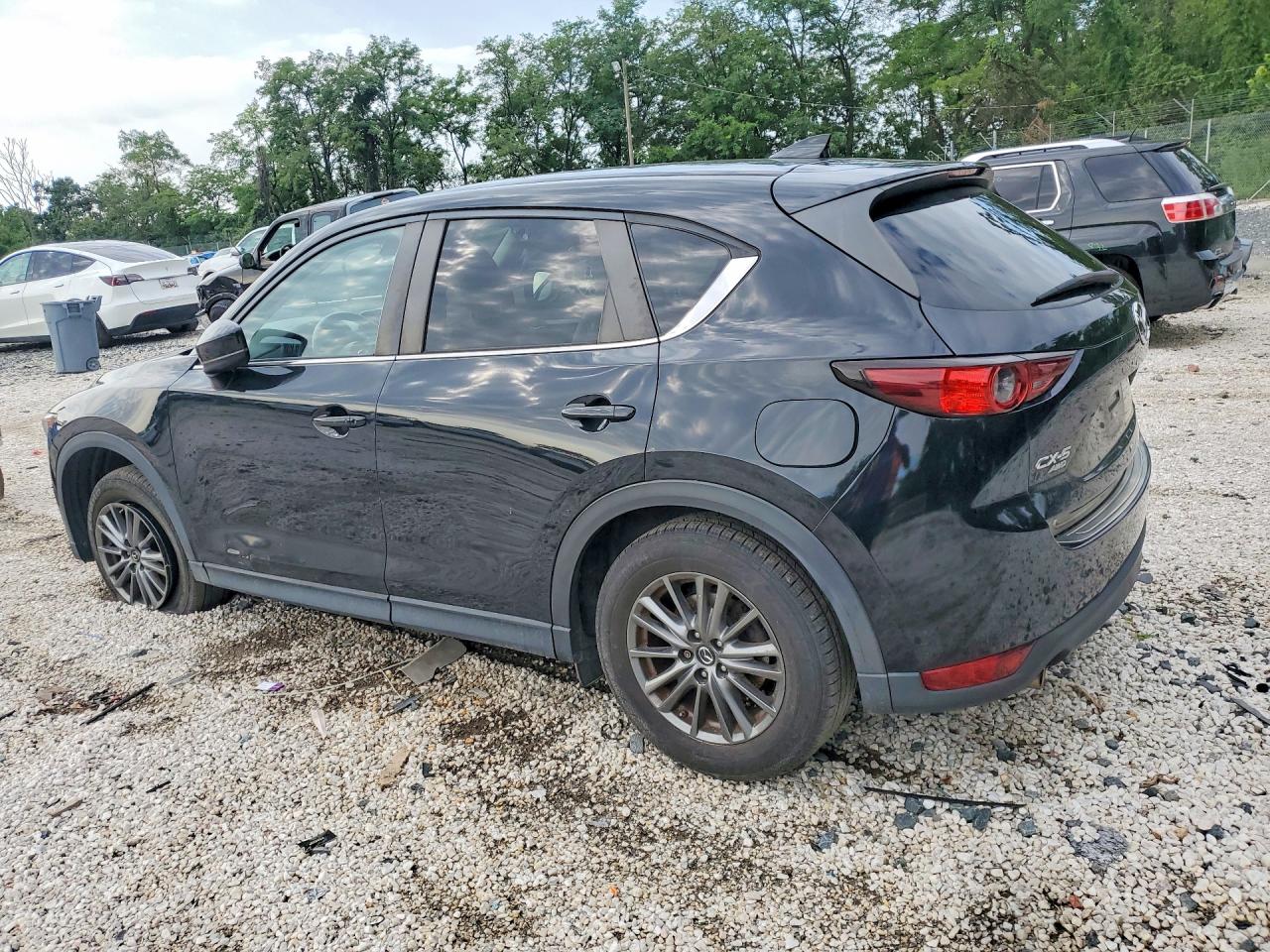 JM3KFBCL1H0225913 · 2017 MAZDA CX-5 · 2/13