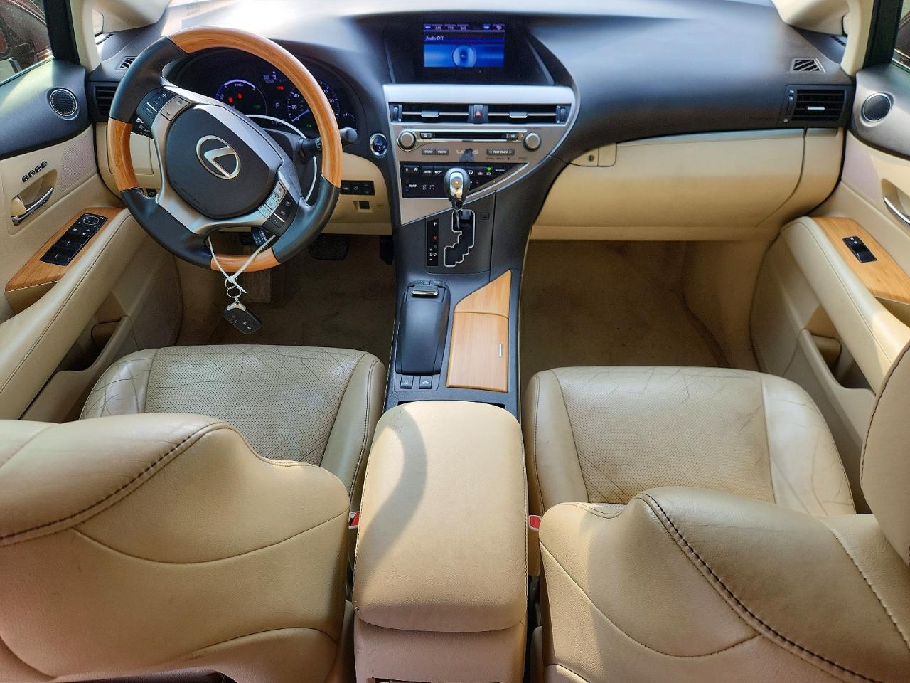 2T2BC1BA2FC008008 · 2015 LEXUS RX · 8/13