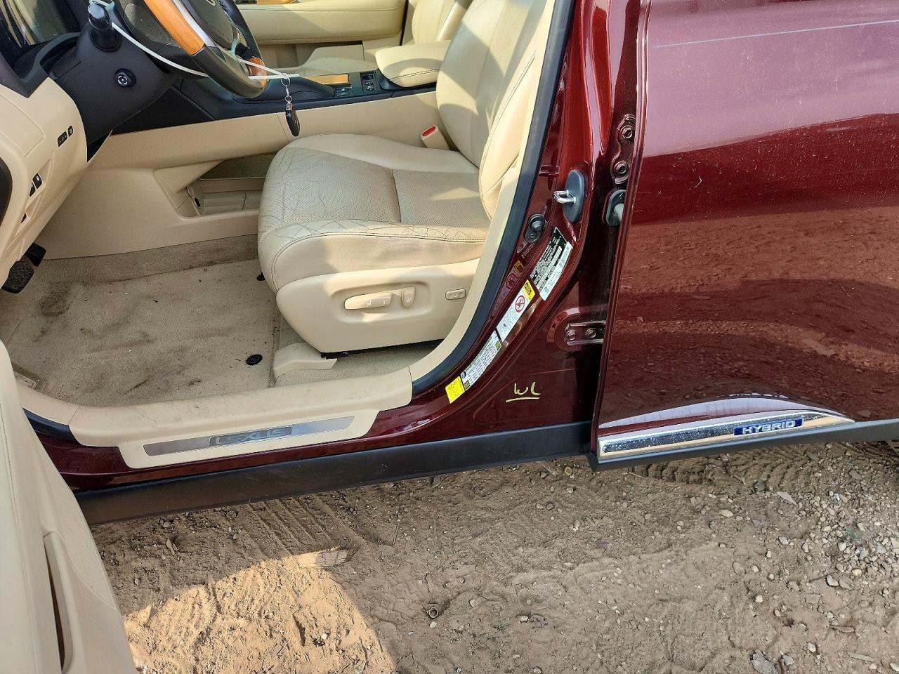 2T2BC1BA2FC008008 · 2015 LEXUS RX · 12/13