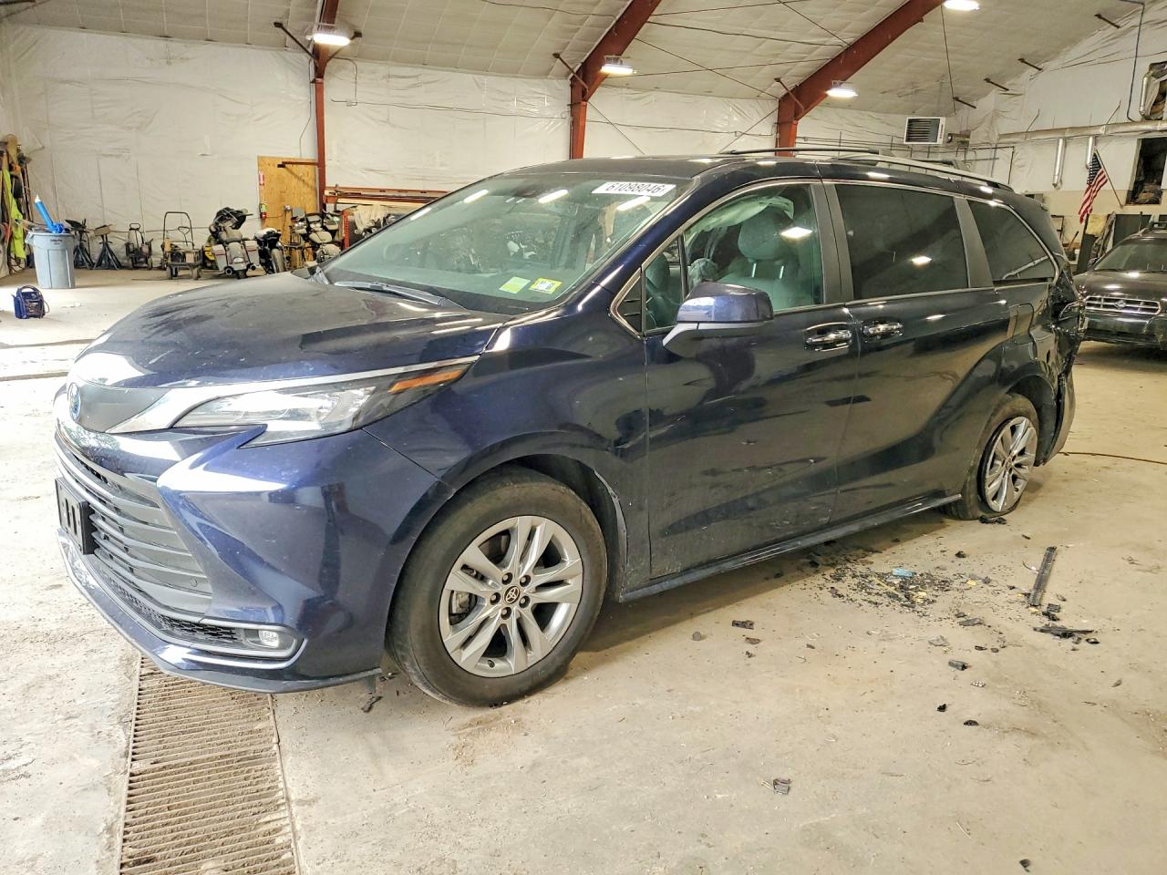 5TDJSKFC8SS177374 · 2025 TOYOTA SIENNA
