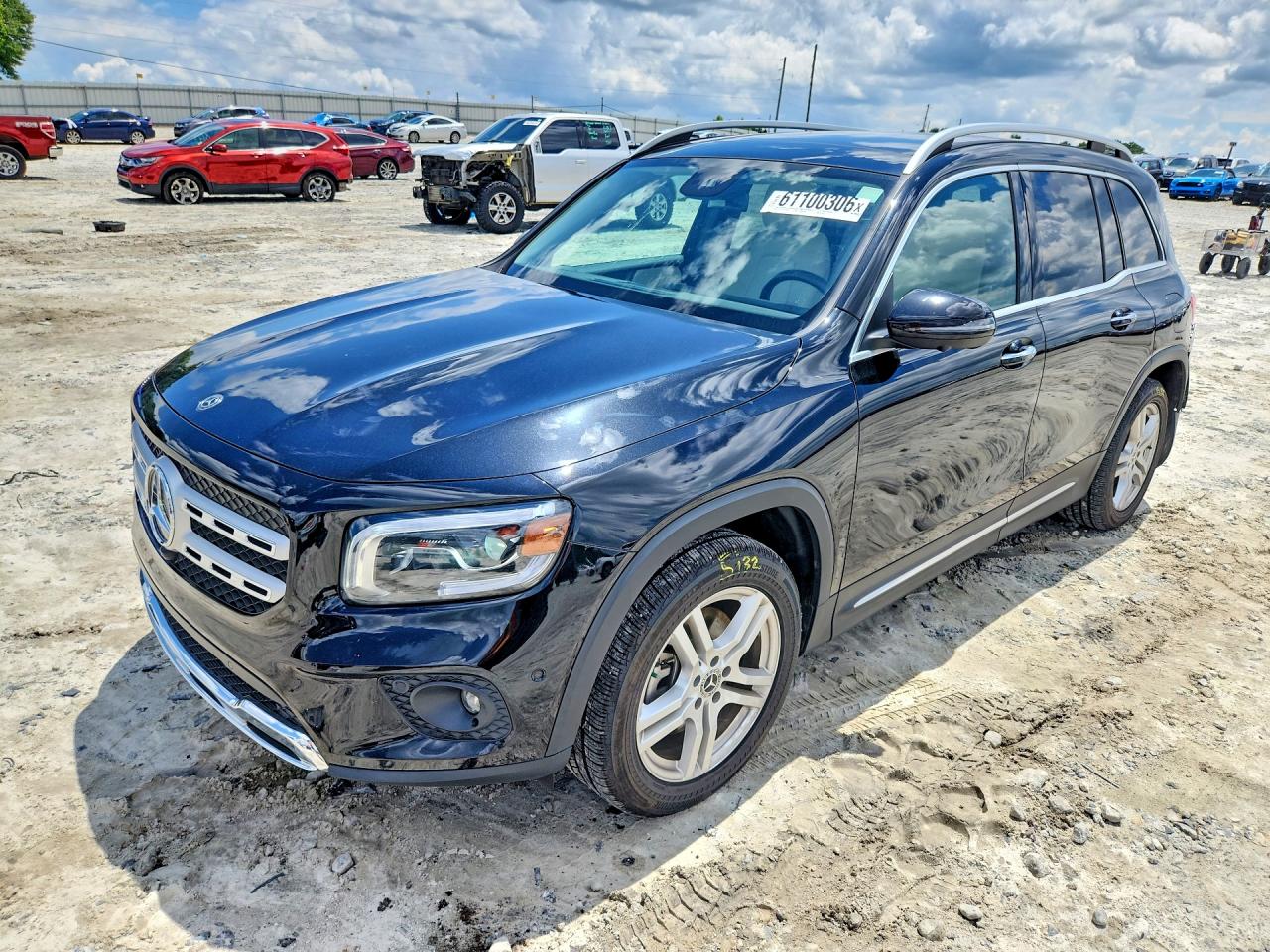 W1N4M4GB8LW013206 · 2020 MERCEDES-BENZ GLB