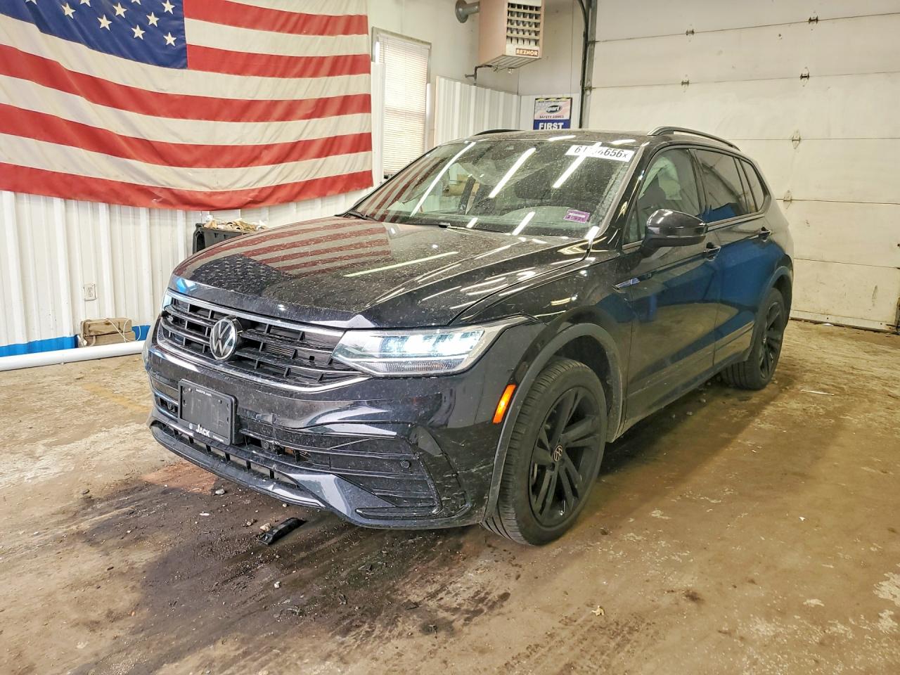 3VV8B7AX0RM178469 · 2024 VOLKSWAGEN TIGUAN