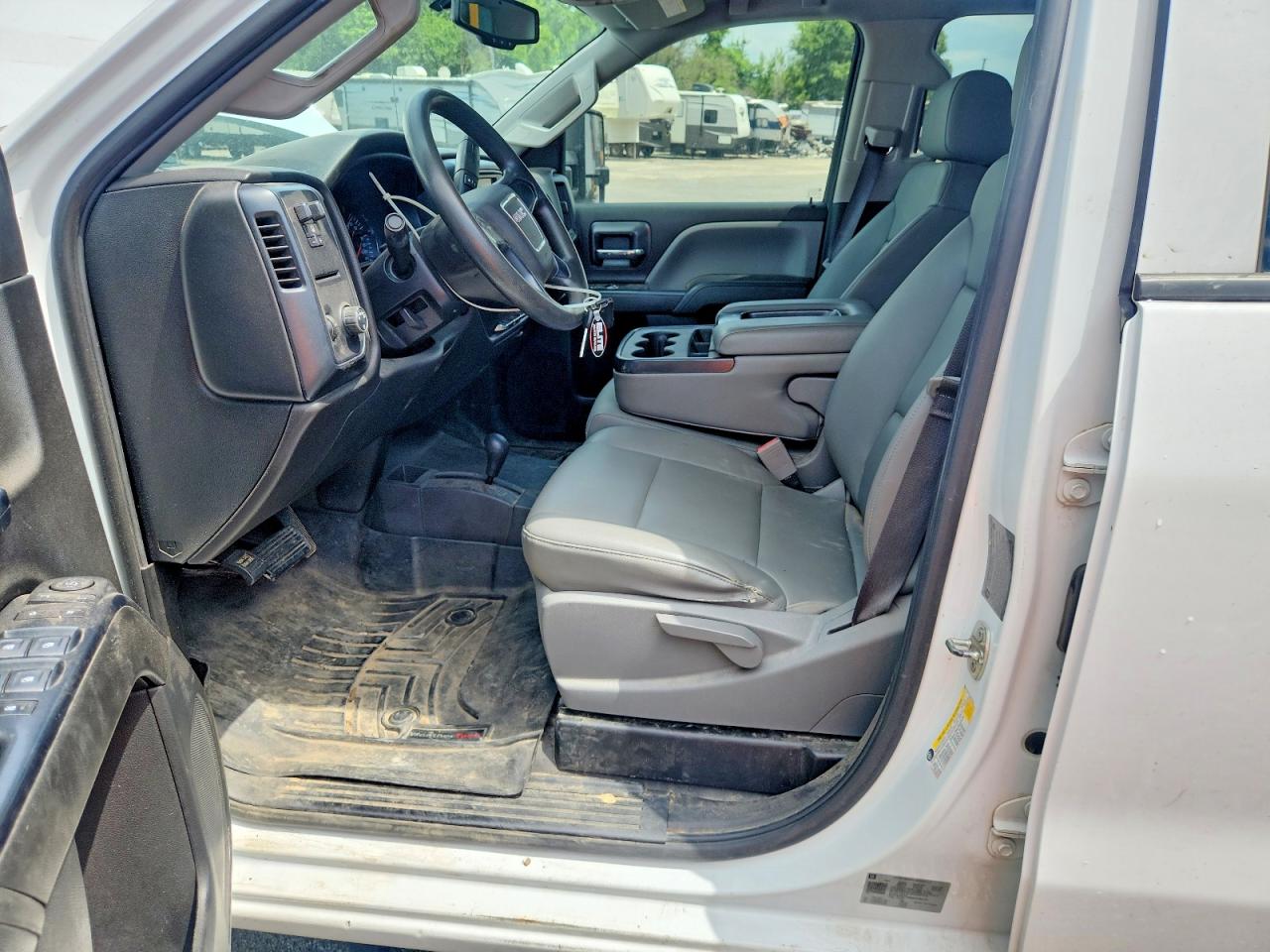 1GT42VCY8JF276175 · 2018 GMC SIERRA · 7/13