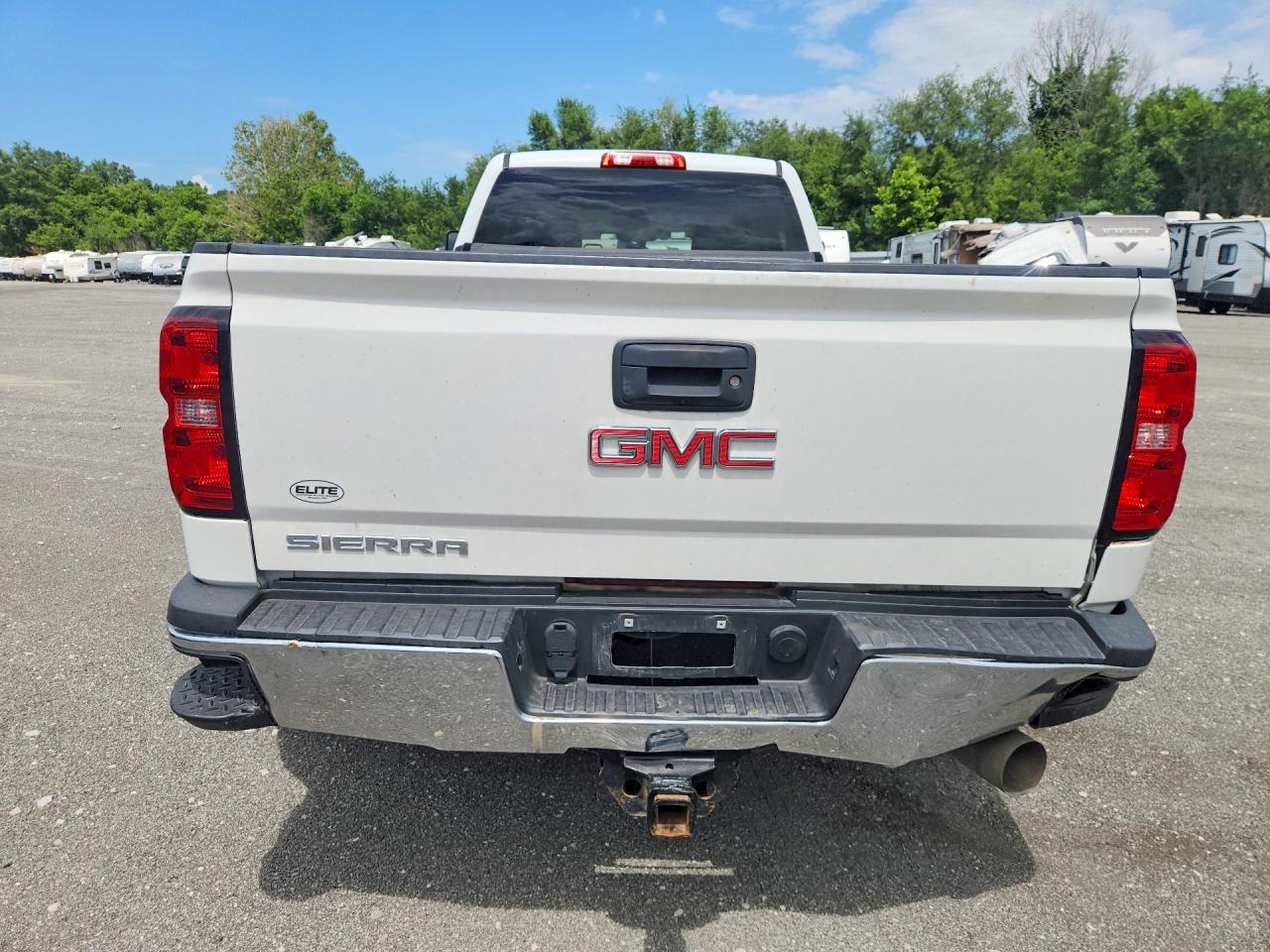 1GT42VCY8JF276175 · 2018 GMC SIERRA · 6/13