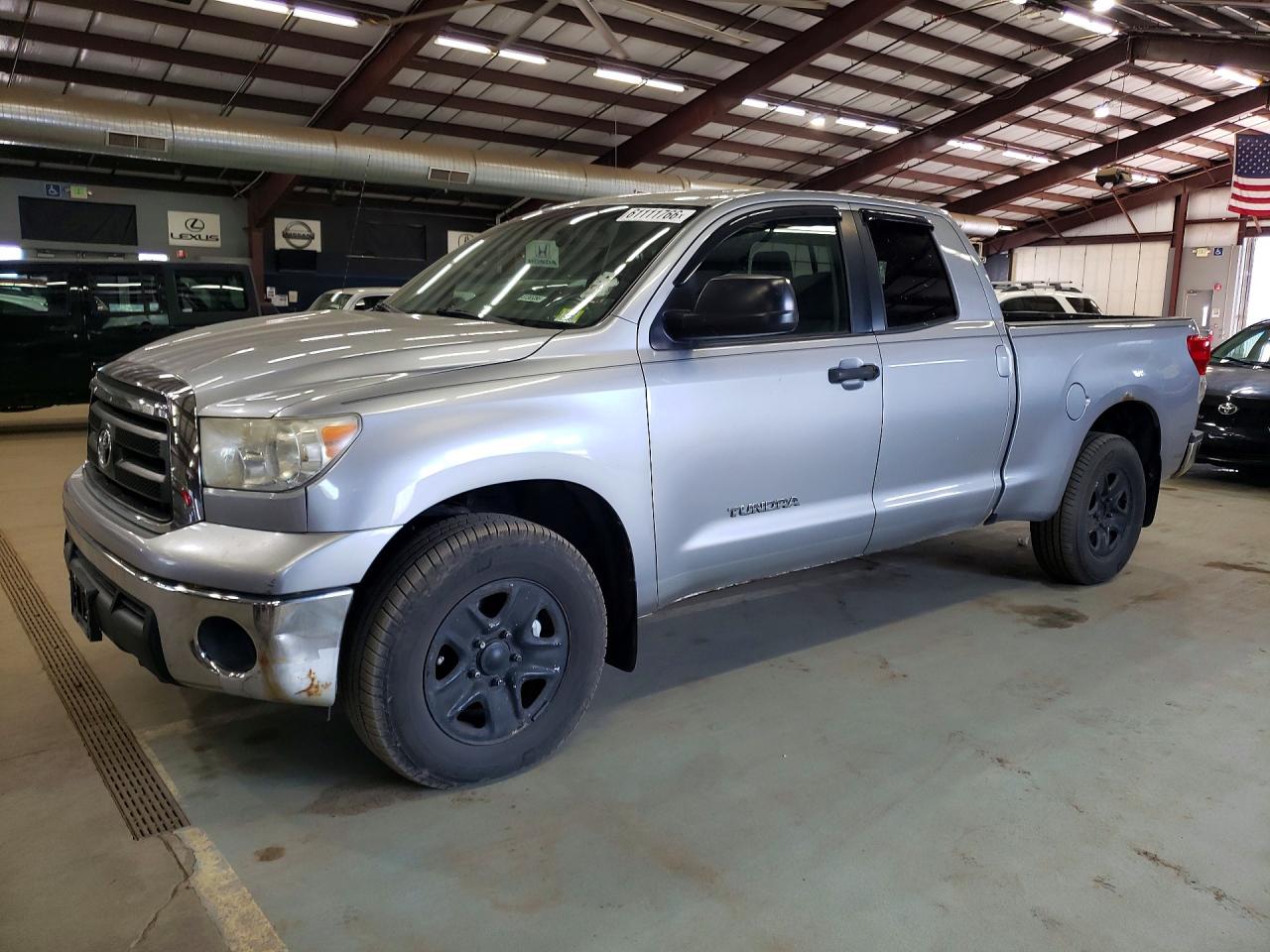 5TFUM5F10AX012886 · 2010 TOYOTA TUNDRA