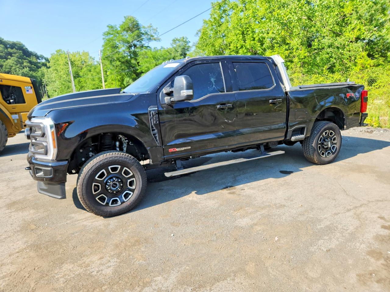 1FT8W3BM2SEC97216 · 2025 FORD F350