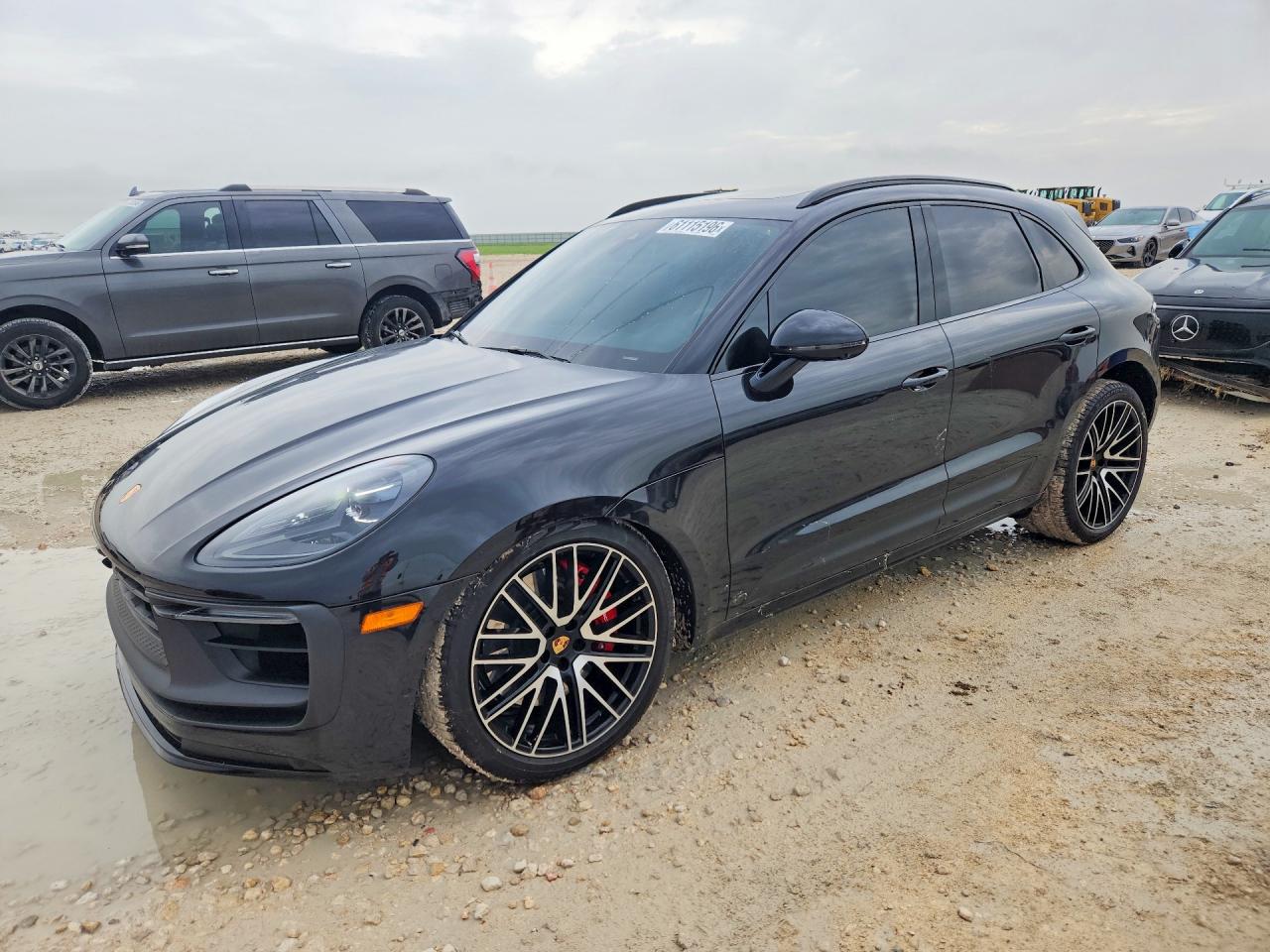 2023 PORSCHE MACAN