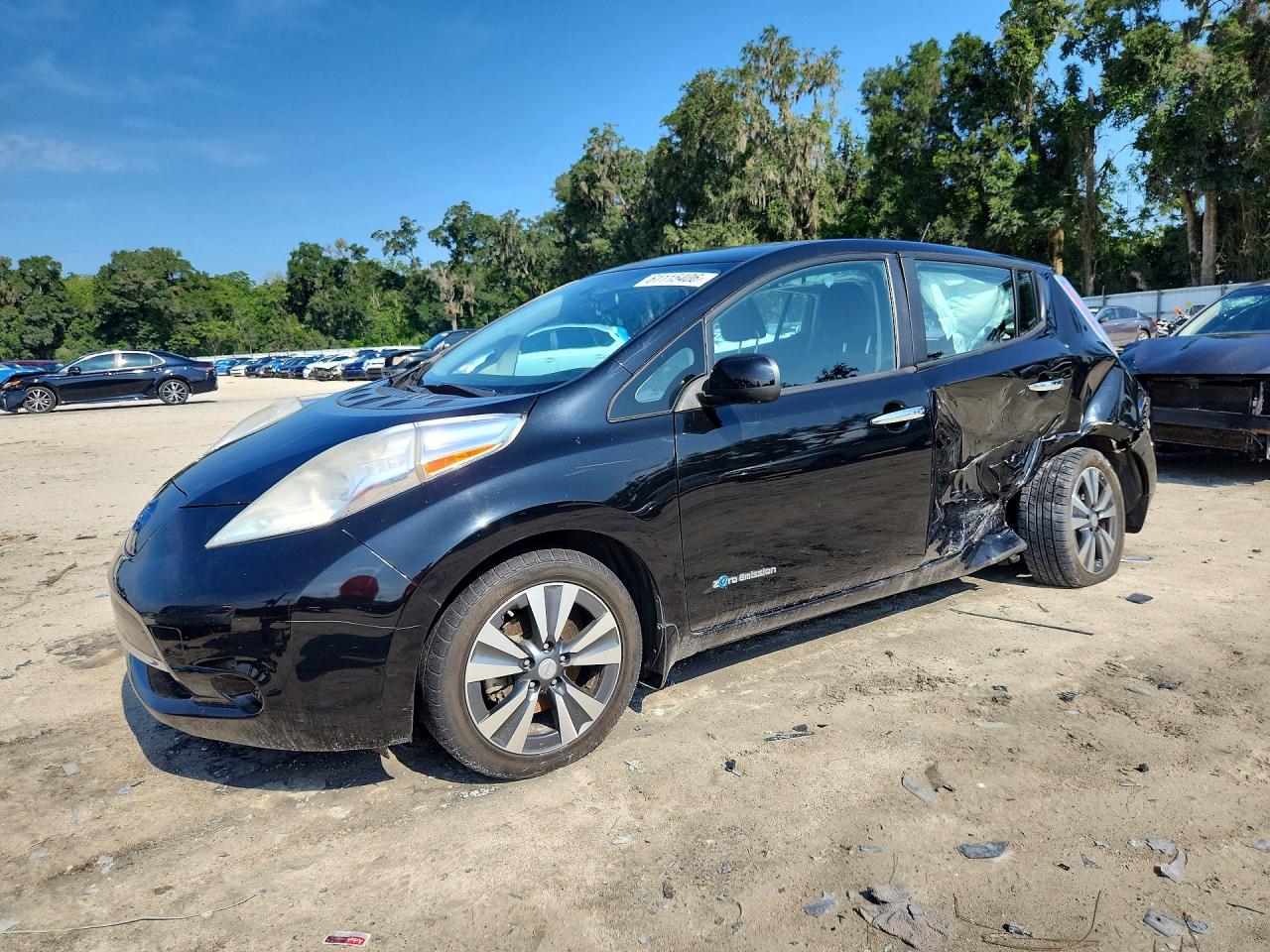 1N4AZ0CPXFC330826 · 2015 NISSAN LEAF