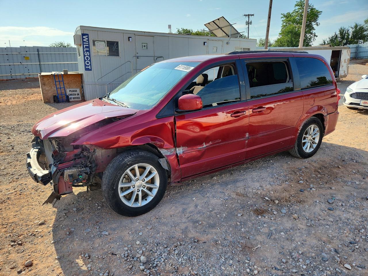 2C4RDGCG0FR533123 · 2015 DODGE GRAND CARAVAN