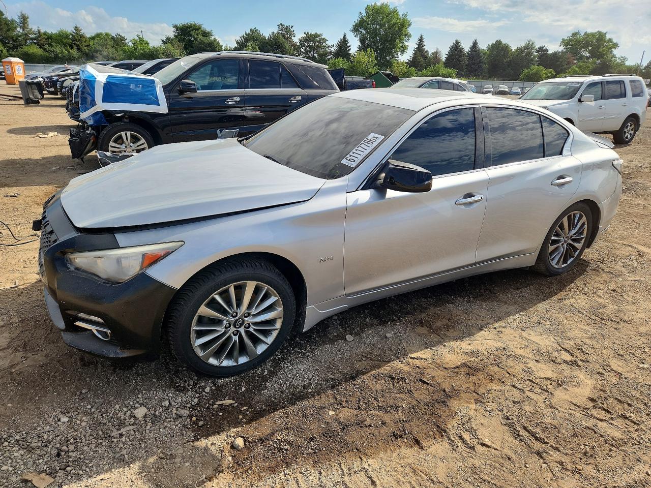 JN1EV7AR0HM833396 · 2017 INFINITI Q50