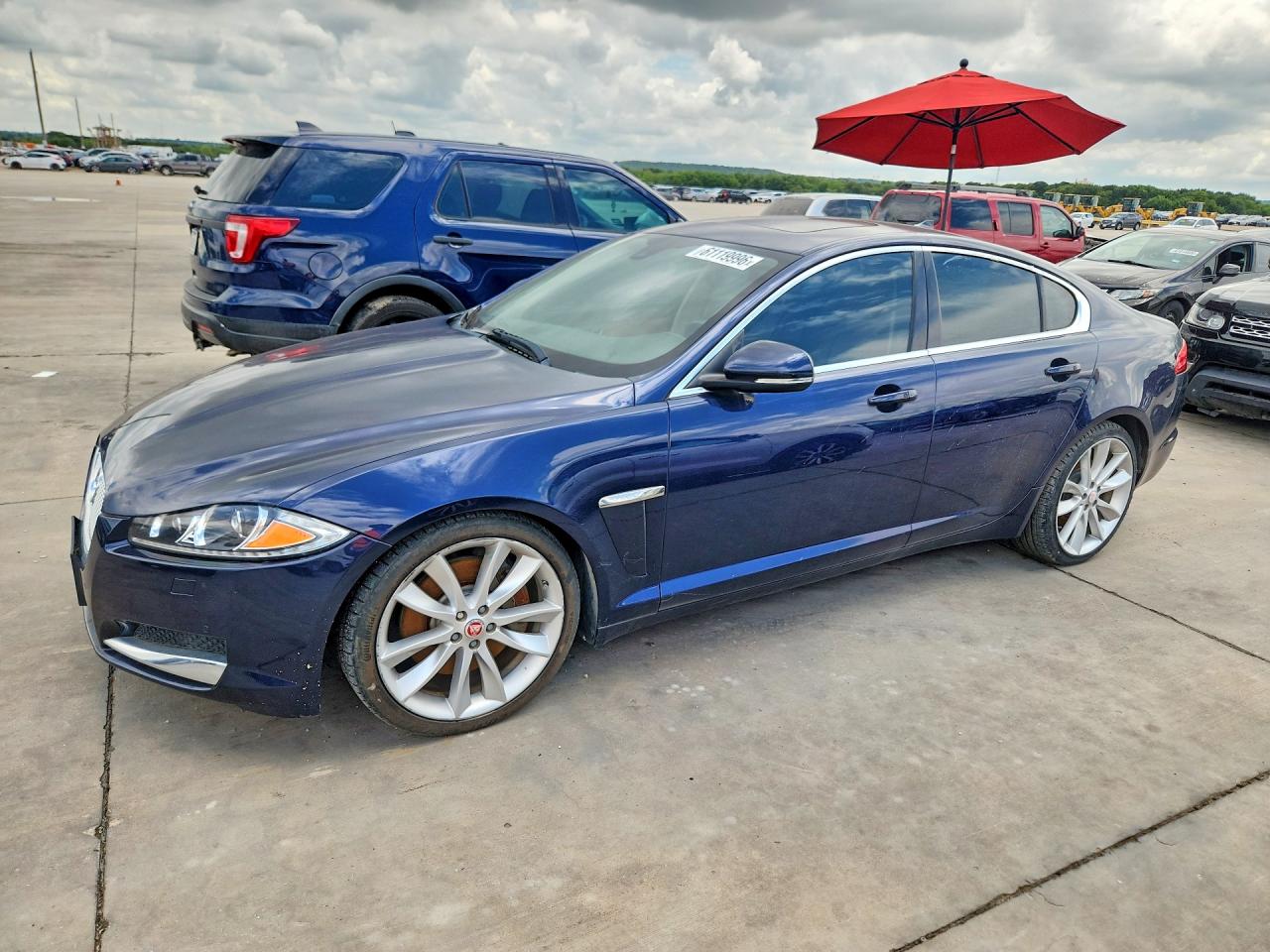 SAJWA0F77F8U88175 · 2015 JAGUAR XF