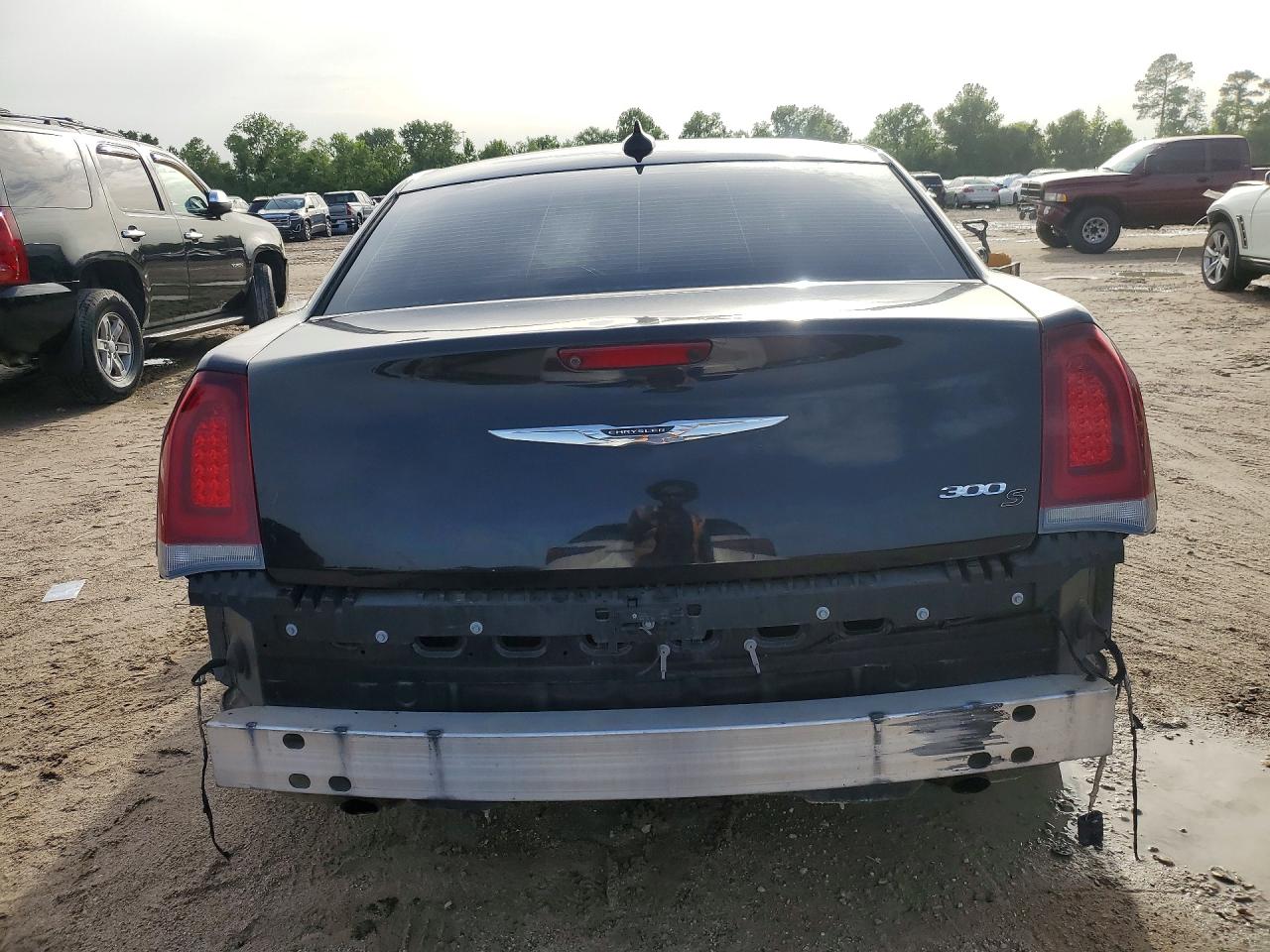 2C3CCABG1HH646339 · 2017 CHRYSLER 300 · 6/13