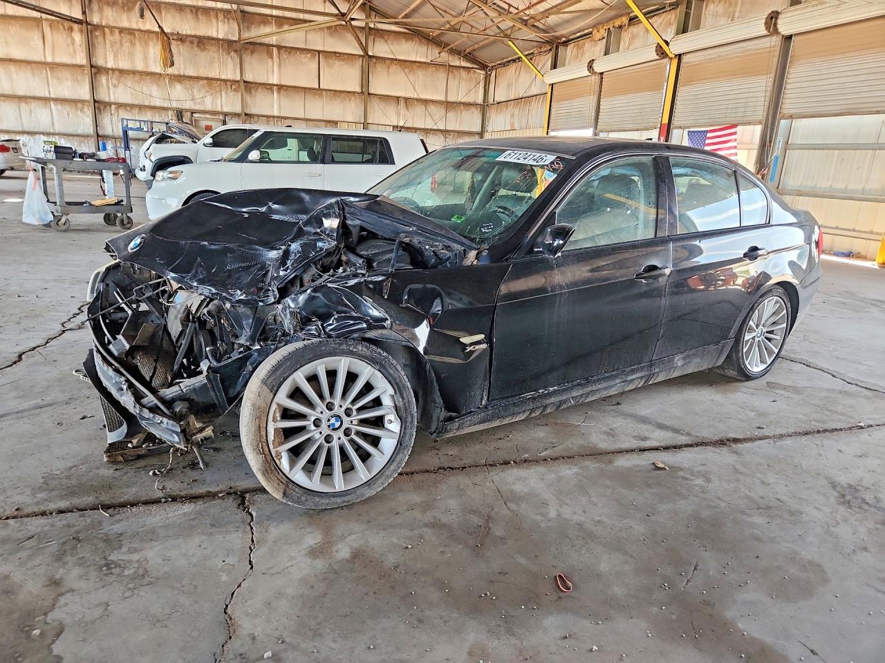 WBAPK73569A452130 · 2009 BMW 328