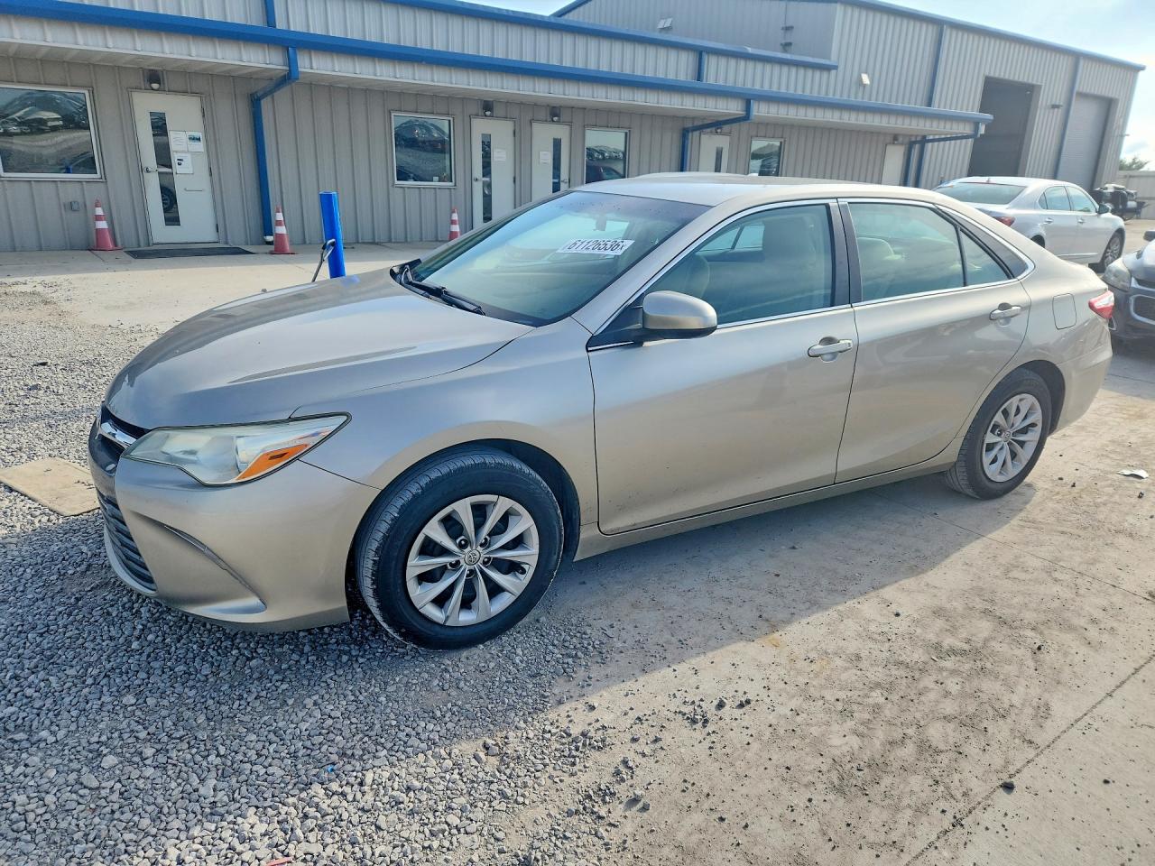 4T4BF1FK2GR566736 · 2016 TOYOTA CAMRY