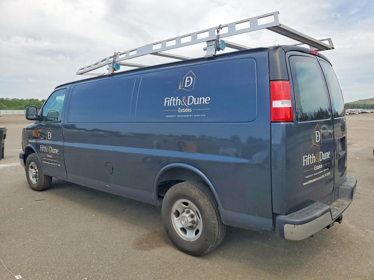 1GCWGBF73M1313100 · 2021 CHEVROLET EXPRESS G2500 · 2/13