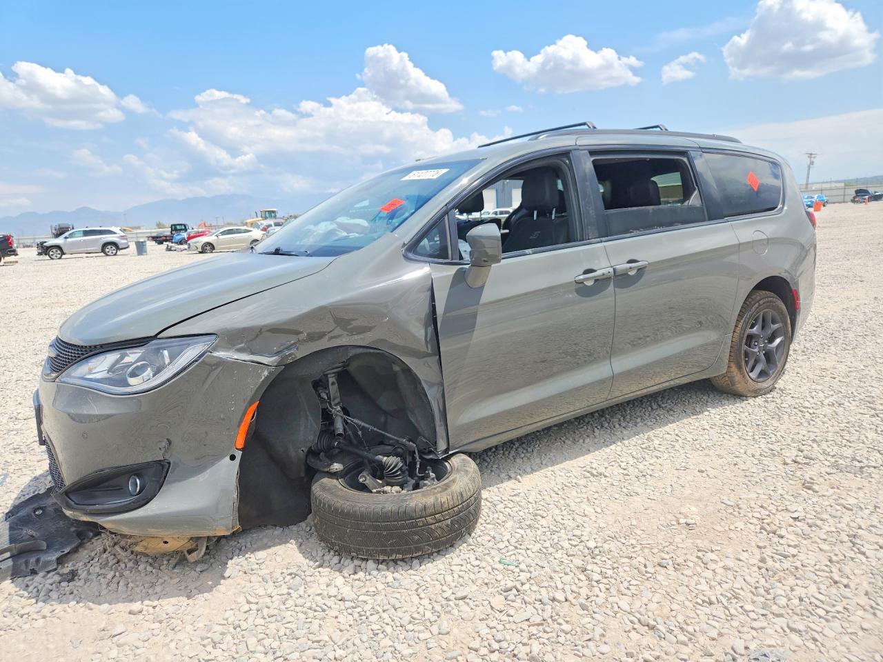 2C4RC1EG1LR127036 · 2020 CHRYSLER PACIFICA