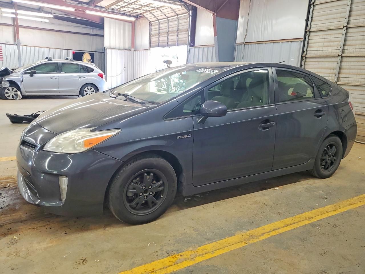 JTDKN3DU8E0389521 · 2014 TOYOTA PRIUS