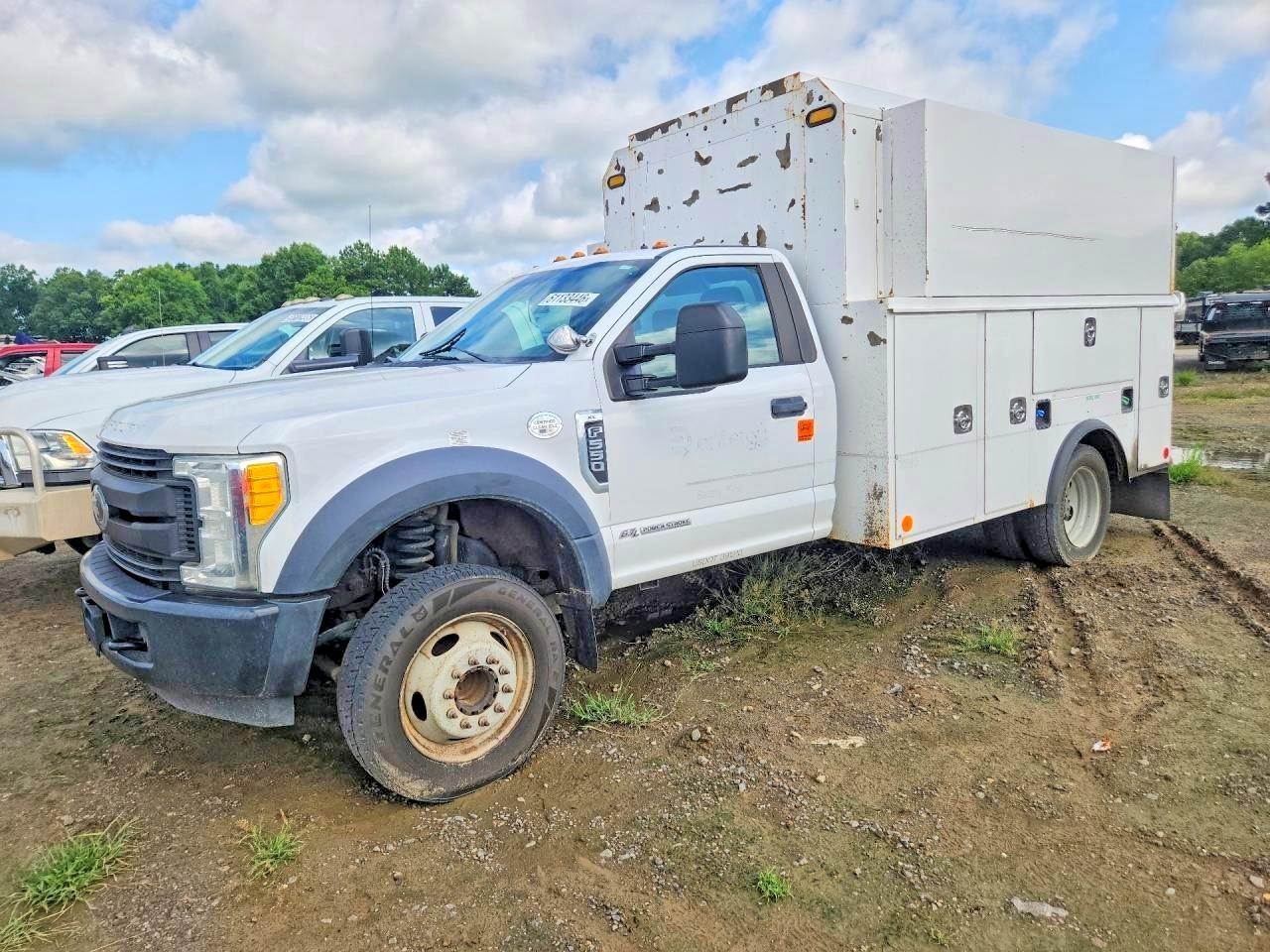 1FDUF5GT3HEB71073 · 2017 FORD F550