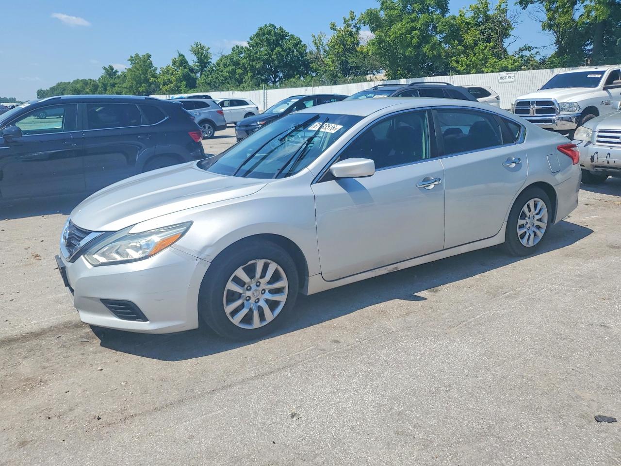 1N4AL3AP5GN305814 · 2016 NISSAN ALTIMA