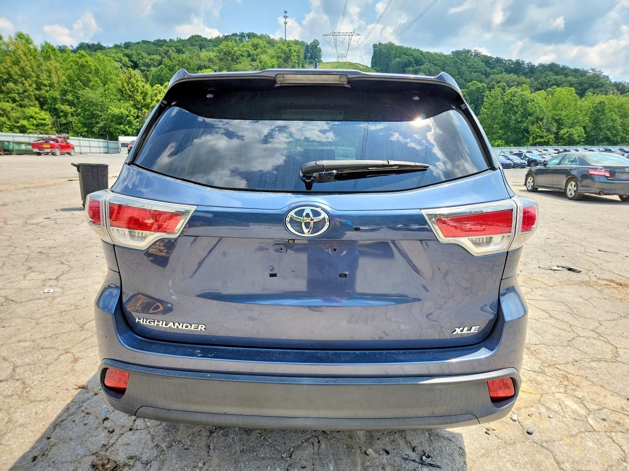 5TDKKRFH0ES010424 · 2014 TOYOTA HIGHLANDER · 6/13
