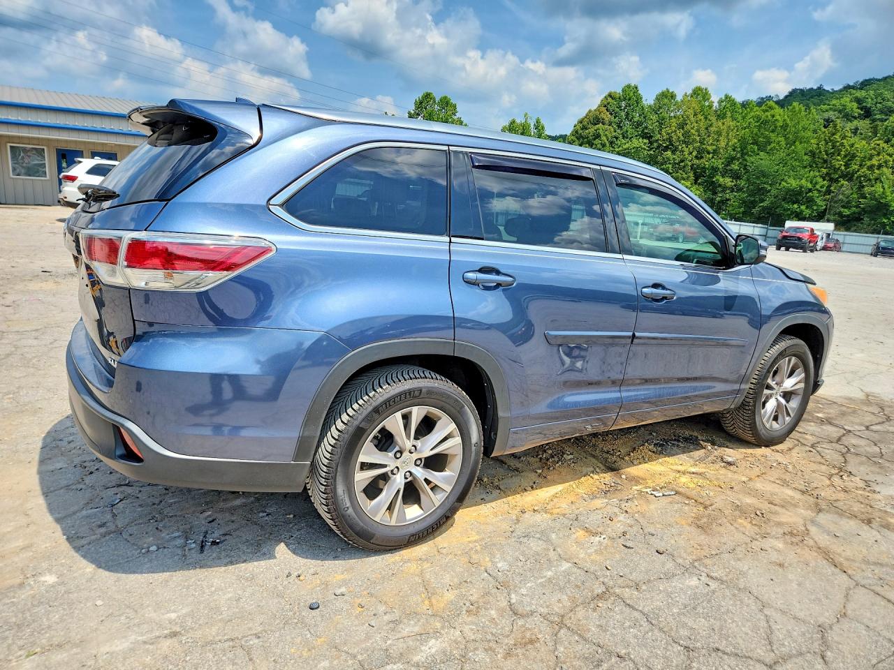 5TDKKRFH0ES010424 · 2014 TOYOTA HIGHLANDER · 3/13