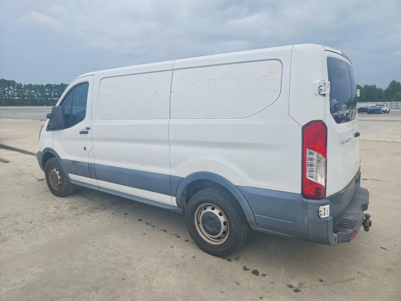 1FTYE1ZM7GKB01793 · 2016 FORD TRANSIT · 2/13