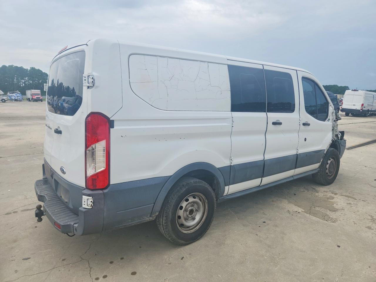 1FTYE1ZM7GKB01793 · 2016 FORD TRANSIT · 3/13
