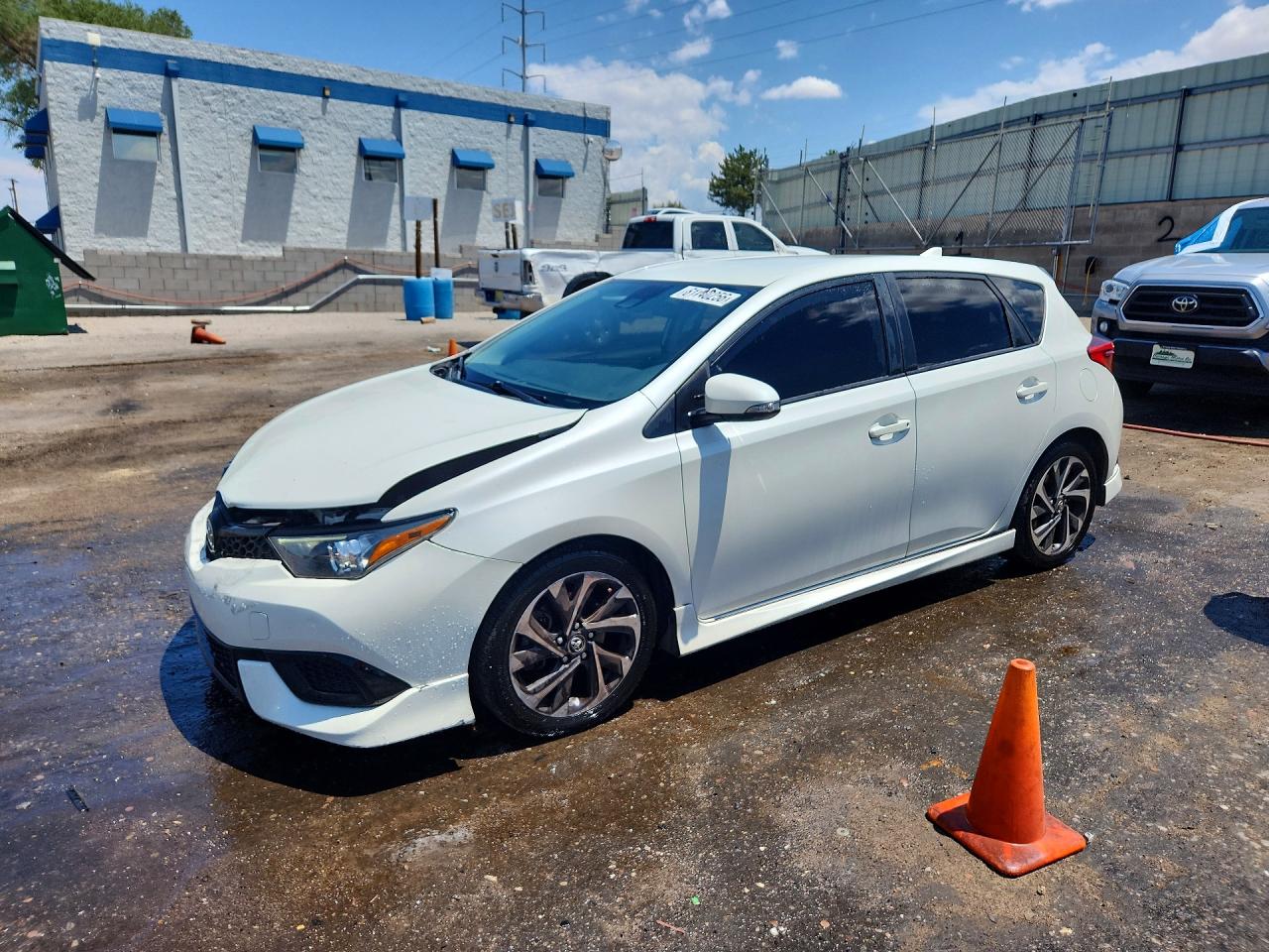 JTNKARJE7JJ570413 · 2018 TOYOTA COROLLA IM