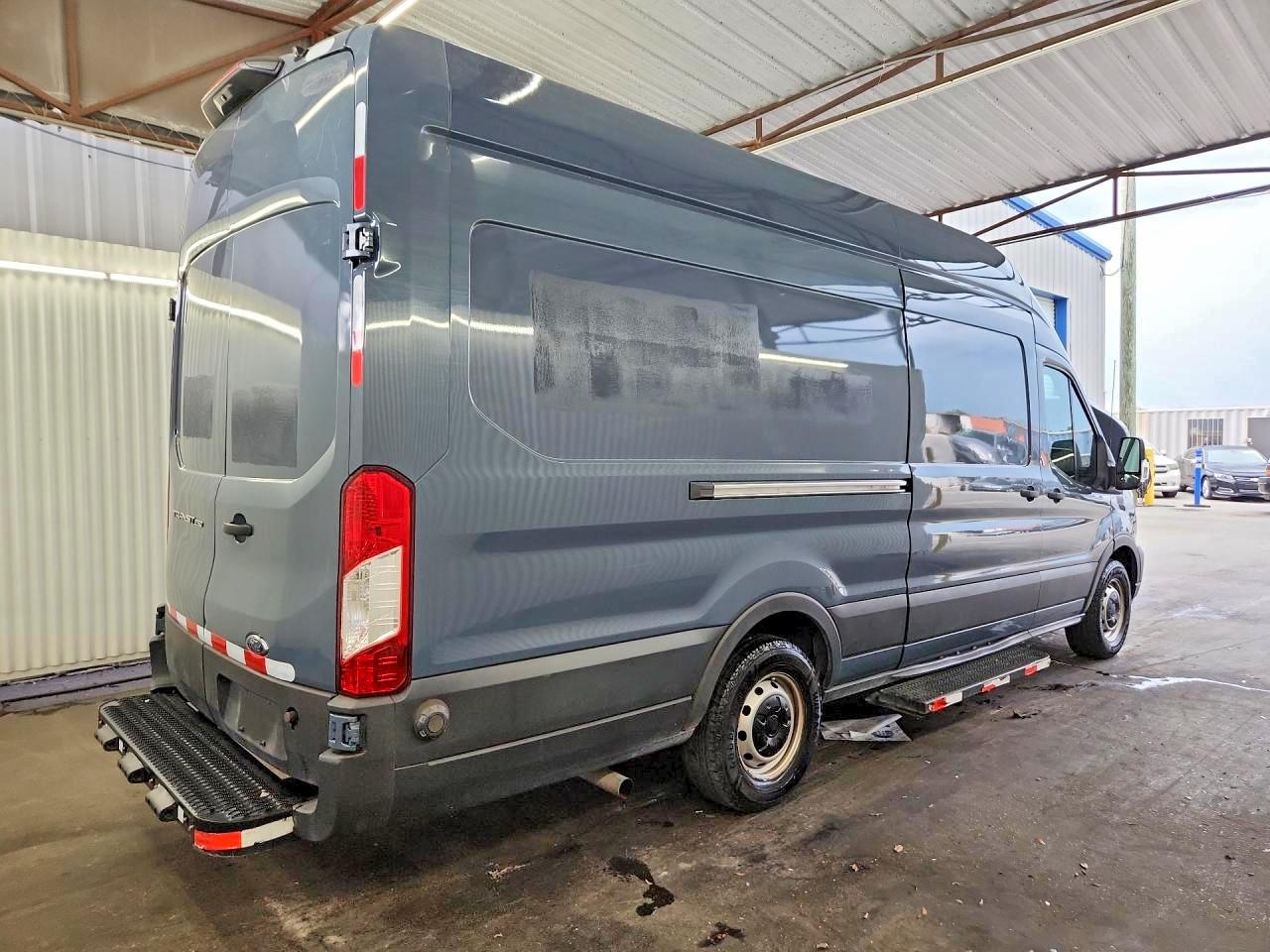 1FTBR3X85LKA87706 · 2020 FORD TRANSIT · 3/13