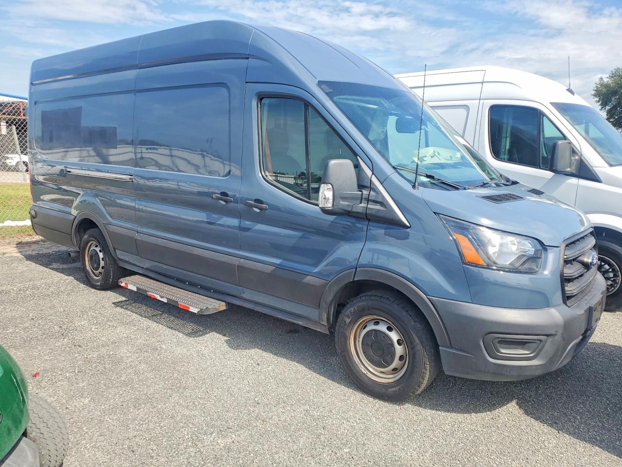 1FTBR3X85LKA87706 · 2020 FORD TRANSIT · 4/13