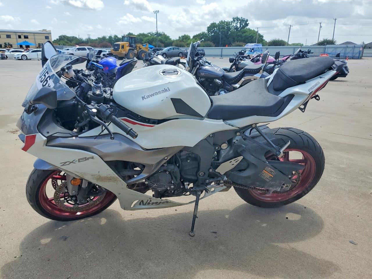JKBZXJK11SA009601 · 2025 KAWASAKI ZX636 · 3/9
