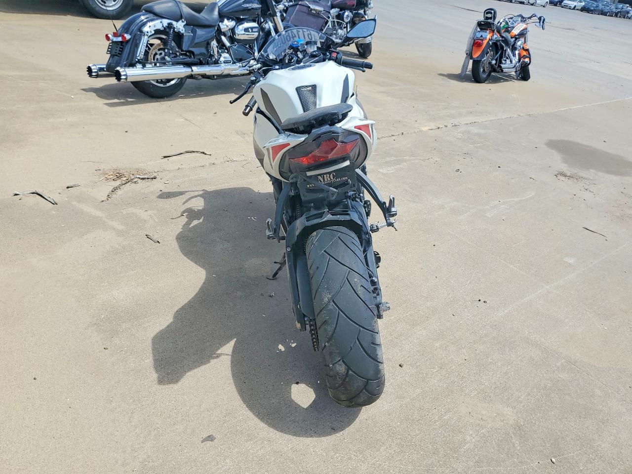 JKBZXJK11SA009601 · 2025 KAWASAKI ZX636 · 4/9