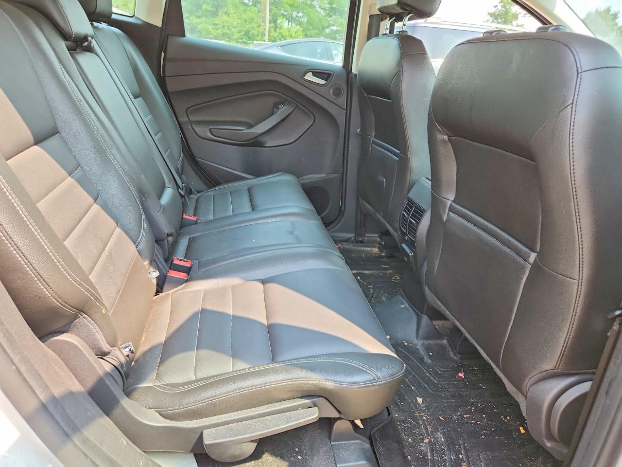 1FADP5BU6DL519400 · 2013 FORD C-MAX · 10/12