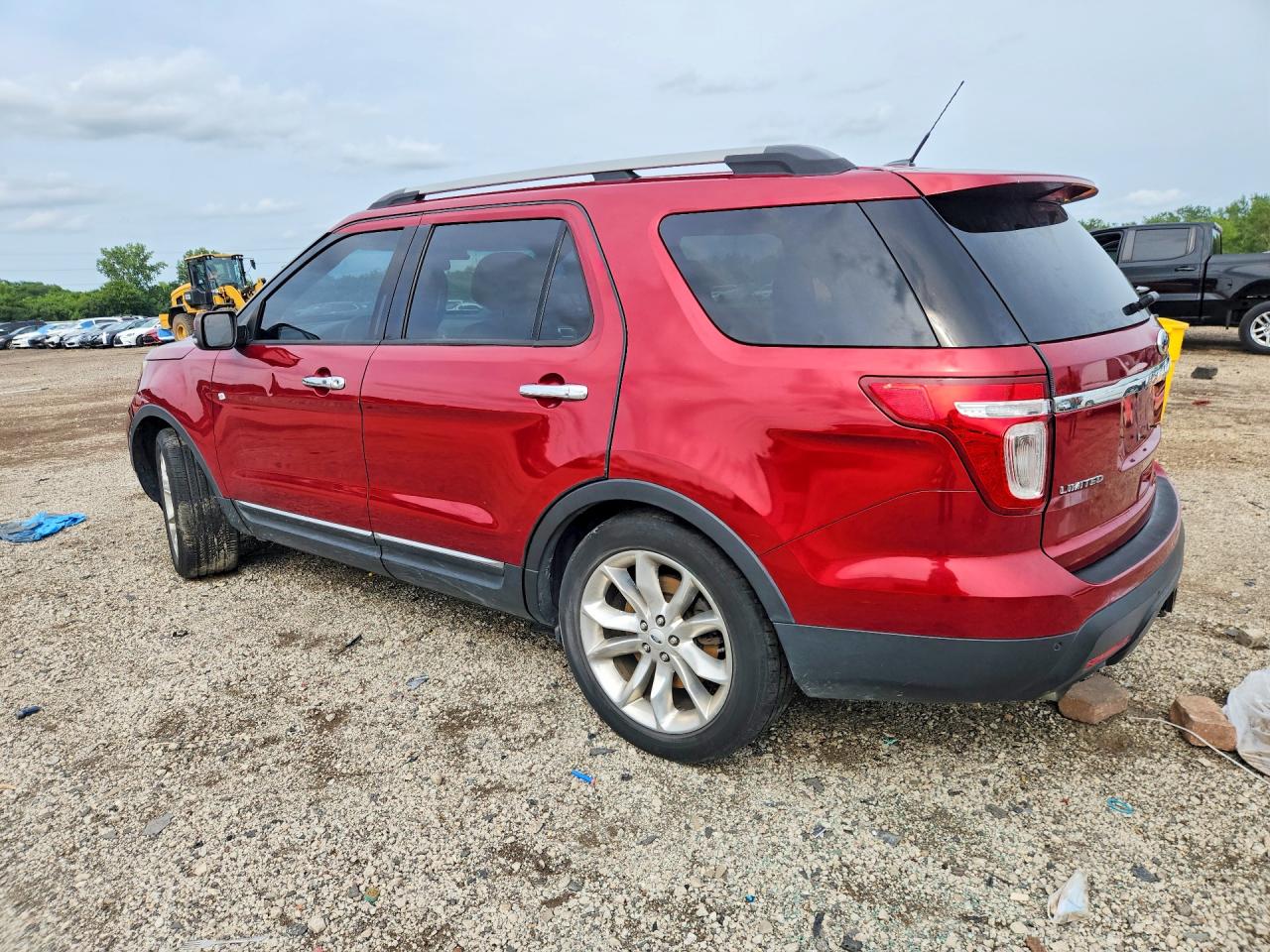 1FM5K8F83FGA40452 · 2015 FORD EXPLORER · 2/13