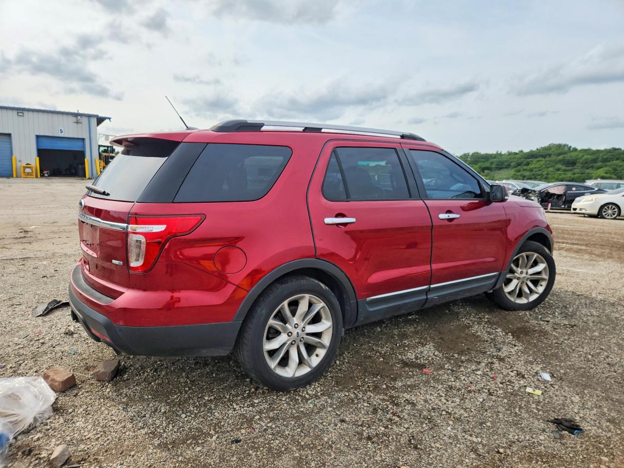 1FM5K8F83FGA40452 · 2015 FORD EXPLORER · 3/13