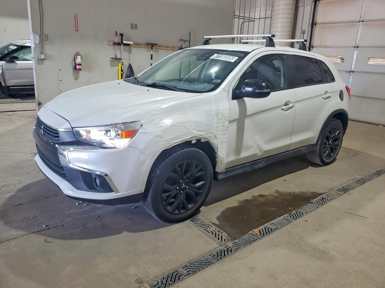 2017 MITSUBISHI OUTLANDER SPORT