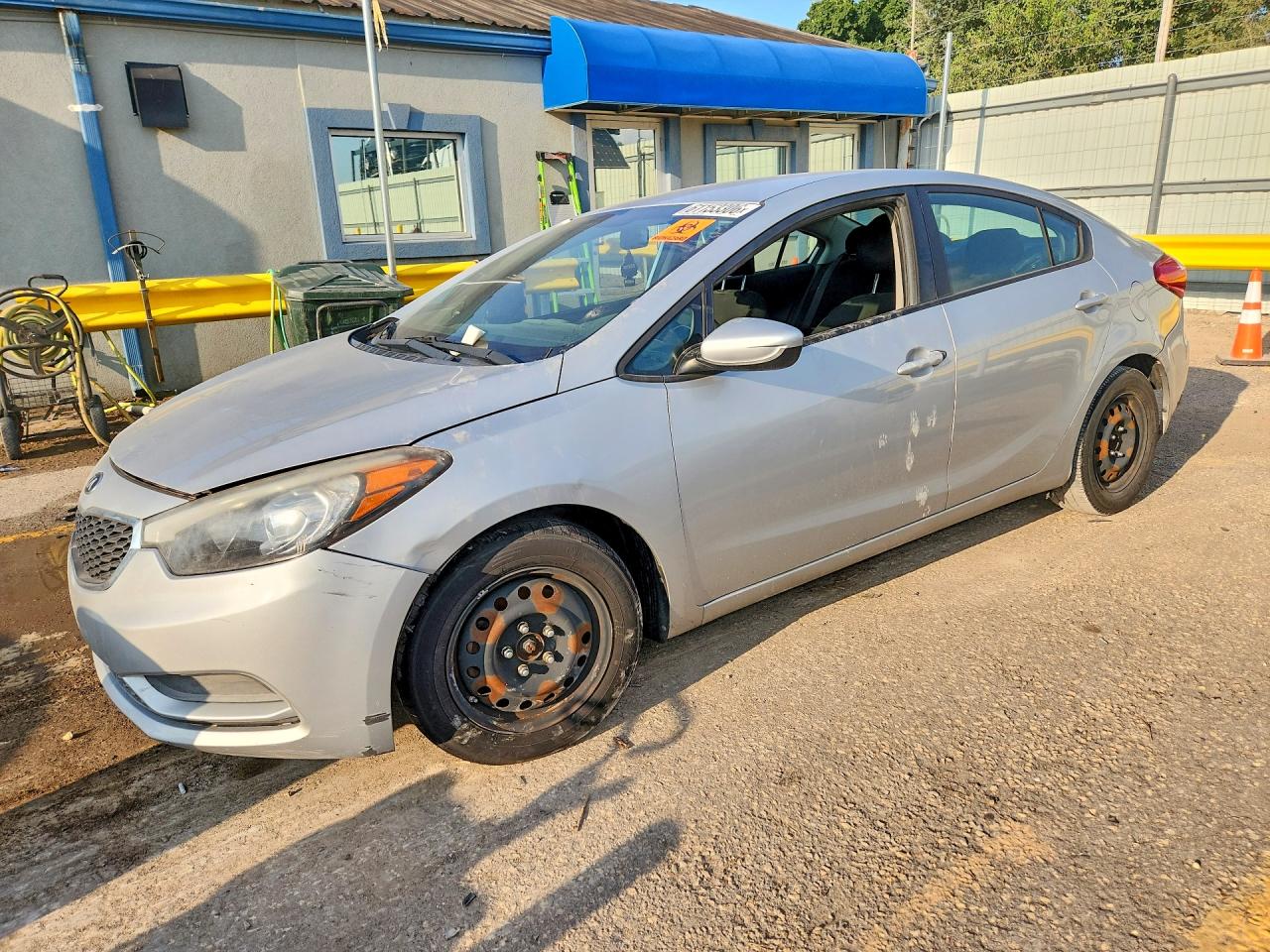 KNAFK4A65G5439381 · 2016 KIA FORTE