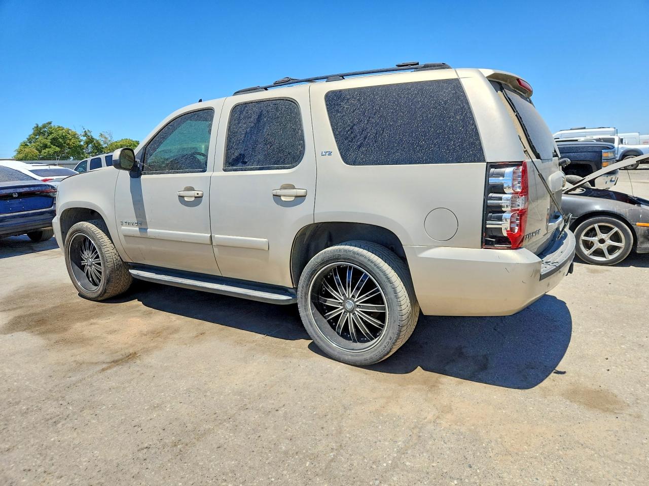 1GNFC13097R201864 · 2007 CHEVROLET TAHOE · 2/14