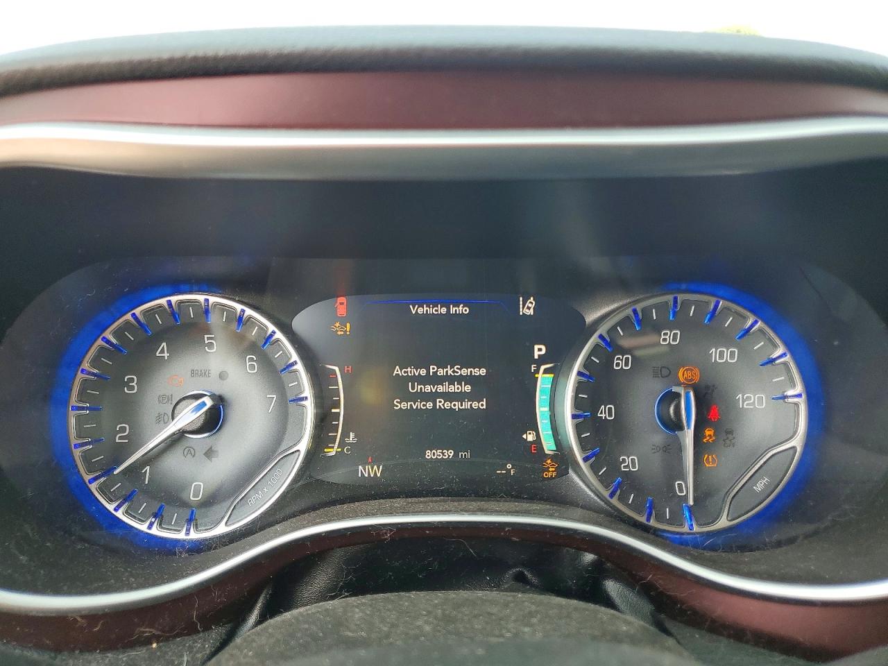2C4RC1GG8HR821713 · 2017 CHRYSLER PACIFICA · 9/13