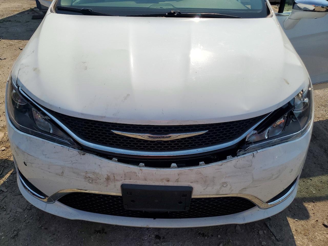 2C4RC1GG8HR821713 · 2017 CHRYSLER PACIFICA · 12/13