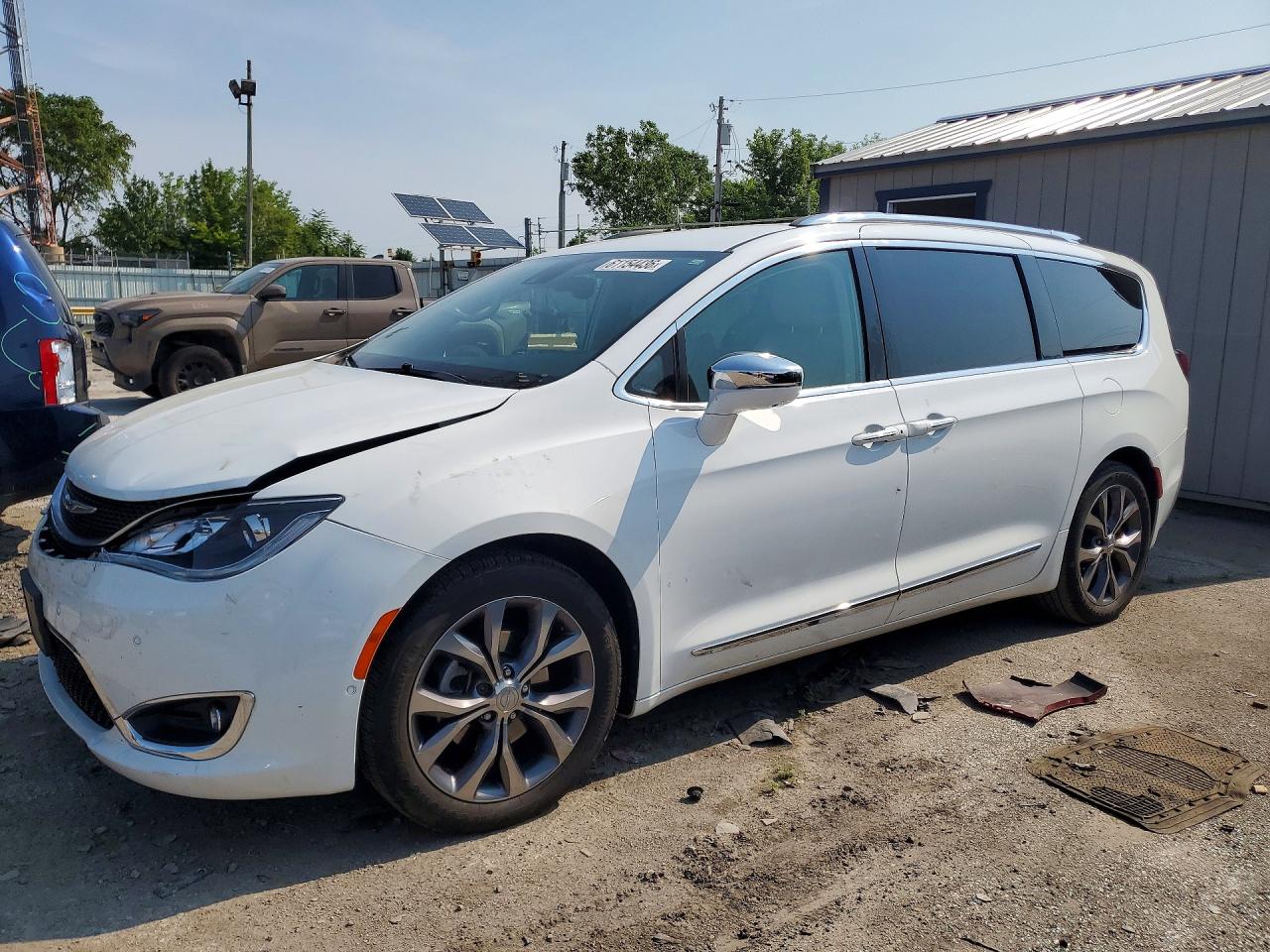2017 CHRYSLER PACIFICA
